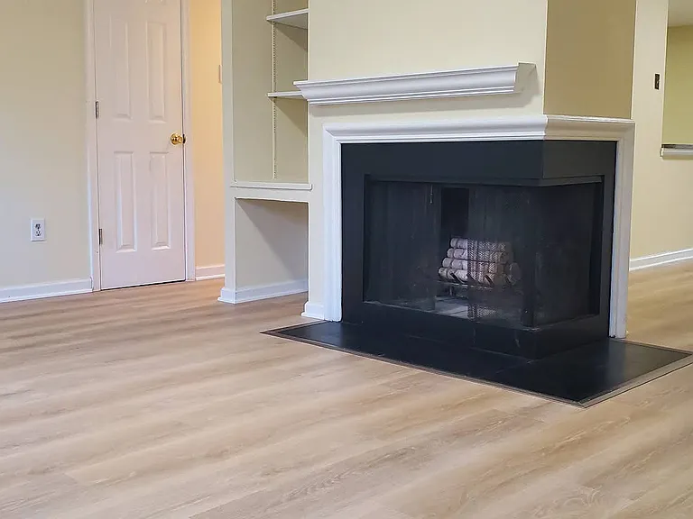5471 Woodenhawk Cir — Photo 12