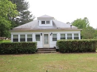 3034 Severn Wharf Rd, Hayes, VA 23072