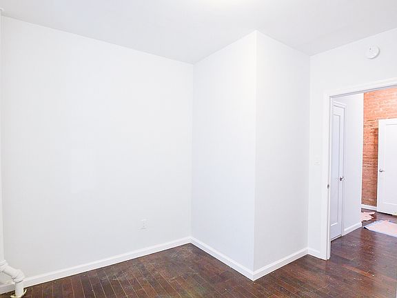 5th image of 38 Fort Washington Ave APT 6