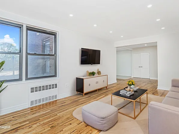 3101 Ocean Parkway image 1 of 39