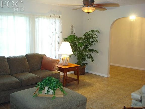 4th image of 1306 SE 20th Ct