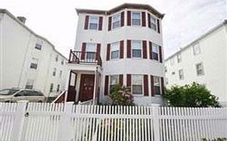 2nd image of 50 Clarkson St