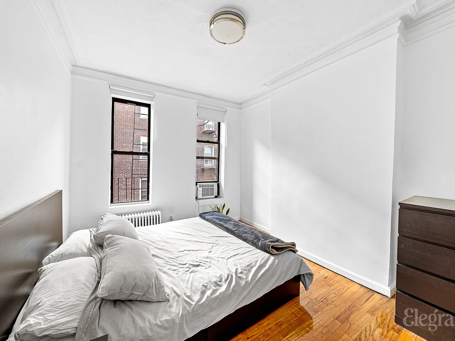 426 East 73rd Street — Photo 2