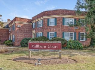 176 Millburn Ave APT 1, Millburn, NJ 07041