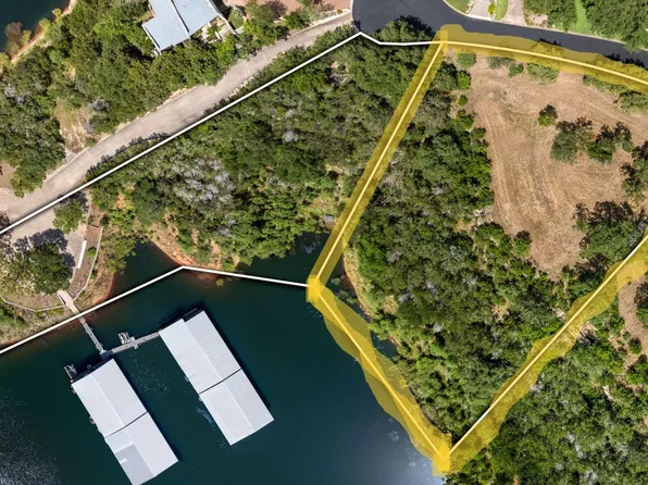 2908 Marina Shores Dr, Spicewood, TX 78669