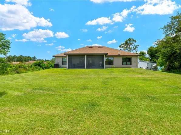 490 Windermere Dr, Lehigh Acres, FL 33972