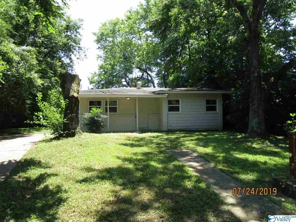 228 Victory Ln NE, Huntsville, AL 35811