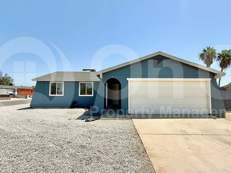 1653 N 69th Ave — Photo 4