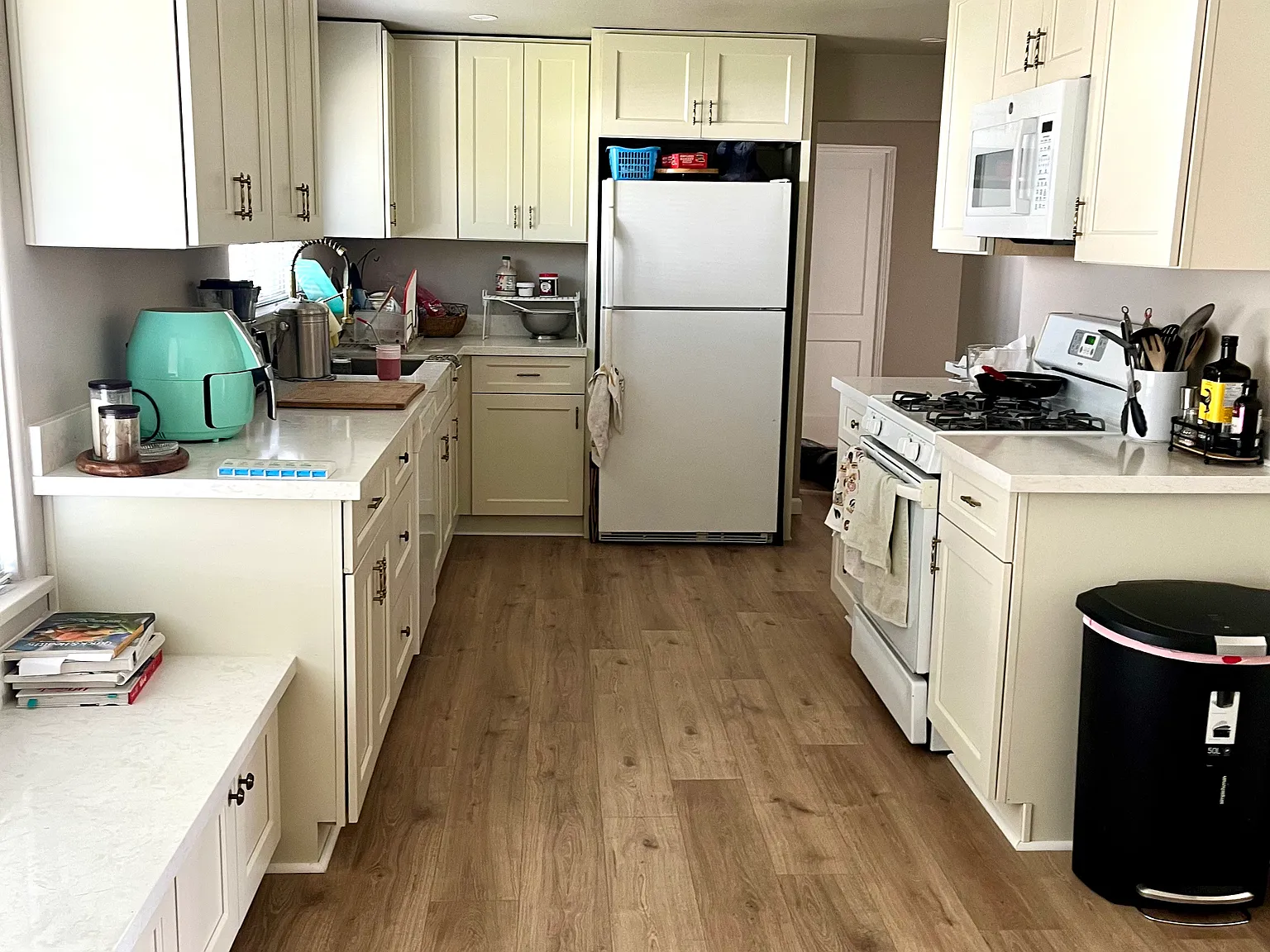 3 bed, 1356 sqft, $900 — Photo 3