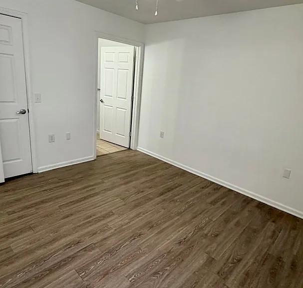 9125 Laird St — Photo 11