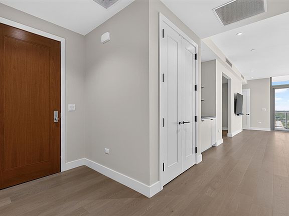 5th image of 200 Congress Ave #28SW