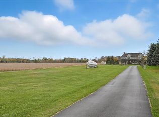 41558 Forks Rd, Wainfleet, ON L0S1V0