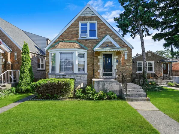 5841 W Melrose St, Chicago, IL 60634