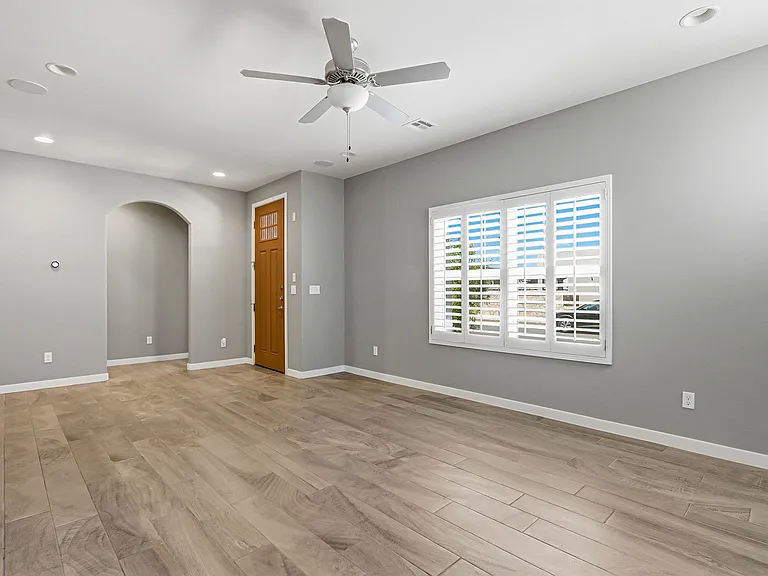 2025 William Caples St — Photo 17