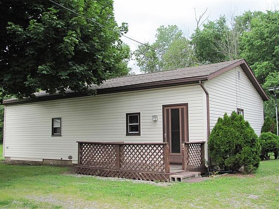 3rd image of 323 Railroad St #325