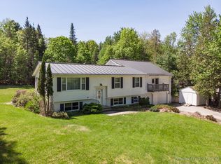 33 Roundstone Dr, Glenburn, ME 04401