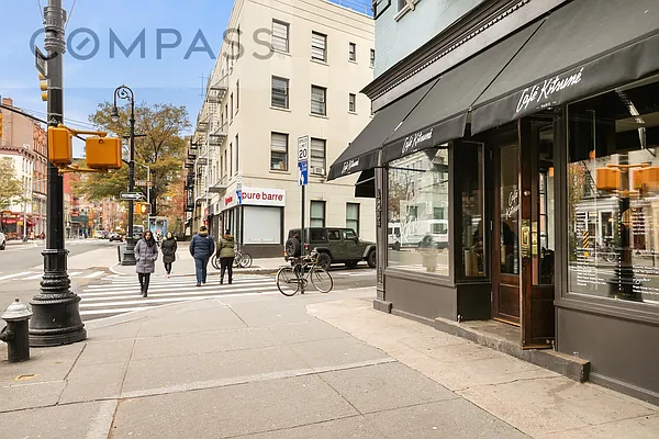 Rented by Compass | media 8