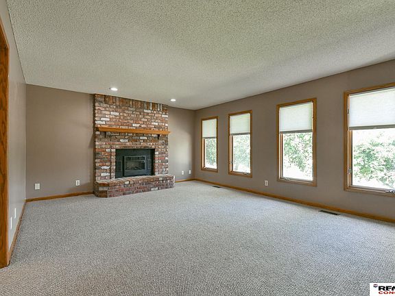 3rd image of 4311 Cripple Creek Rd