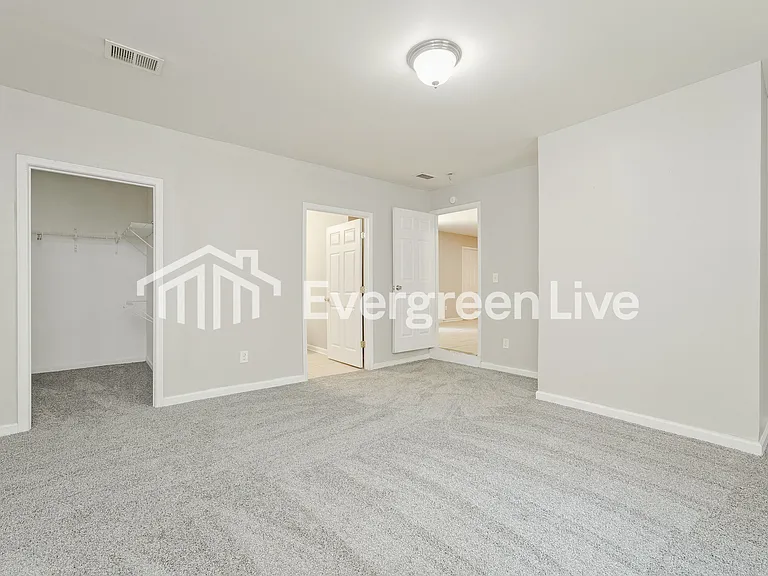 3053 Deshong Dr — Photo 7