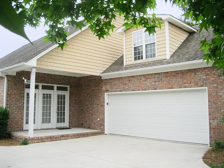 4906 Shaftesbury Pl — Photo 2