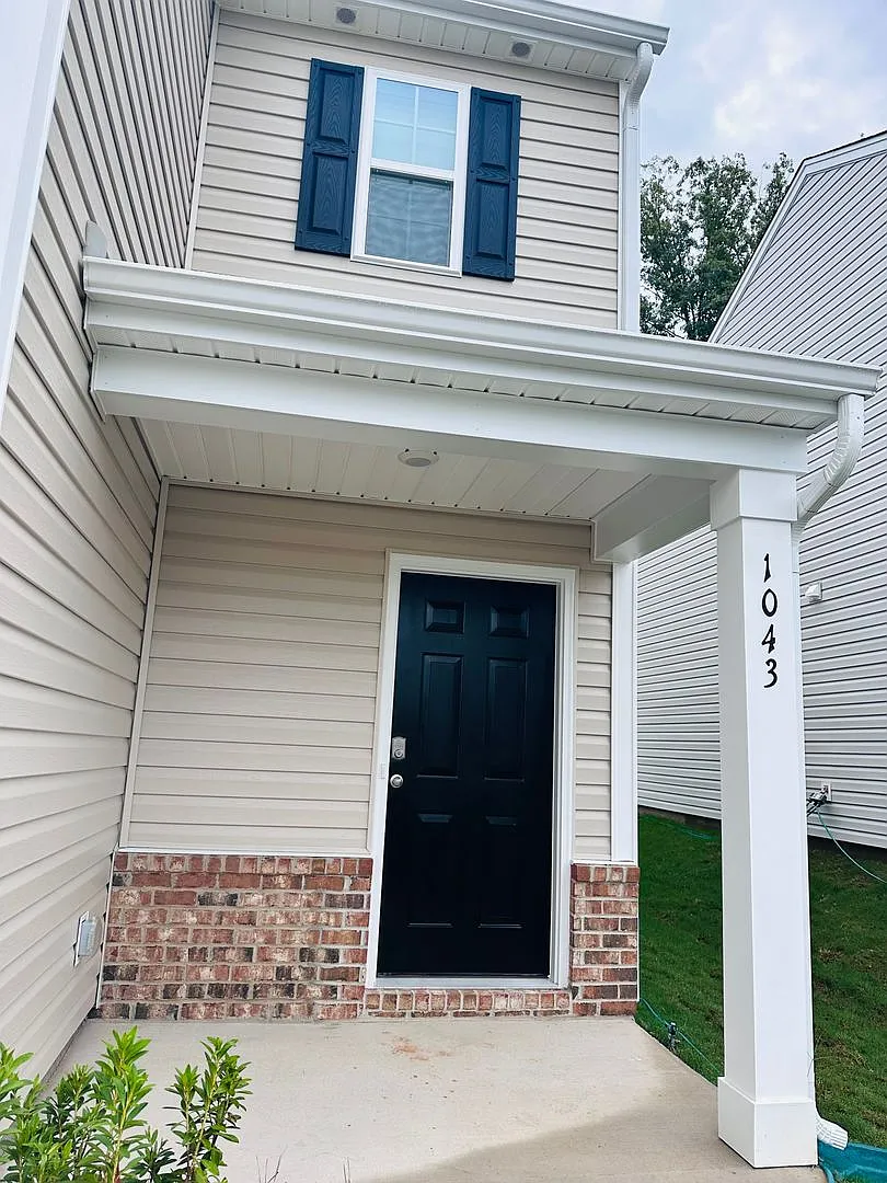 4-Bedroom Home in Huffman Ridge with Modern Upgrades & Move-In Ready Comfort — Photo 2