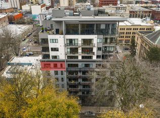 300 NW 8th Ave APT 601, Portland, OR 97209