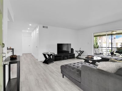 1124 13th Street #206A, Boca Raton, FL, 33486