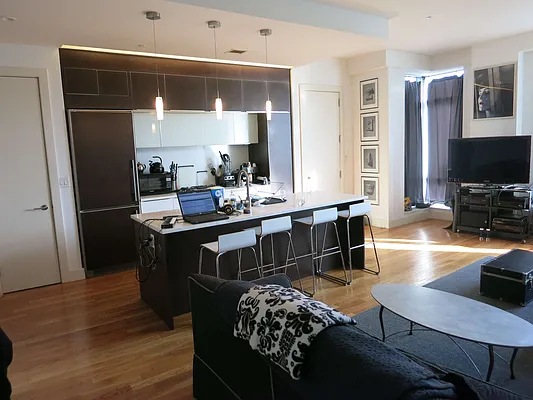 Rented by City View Living | media 13