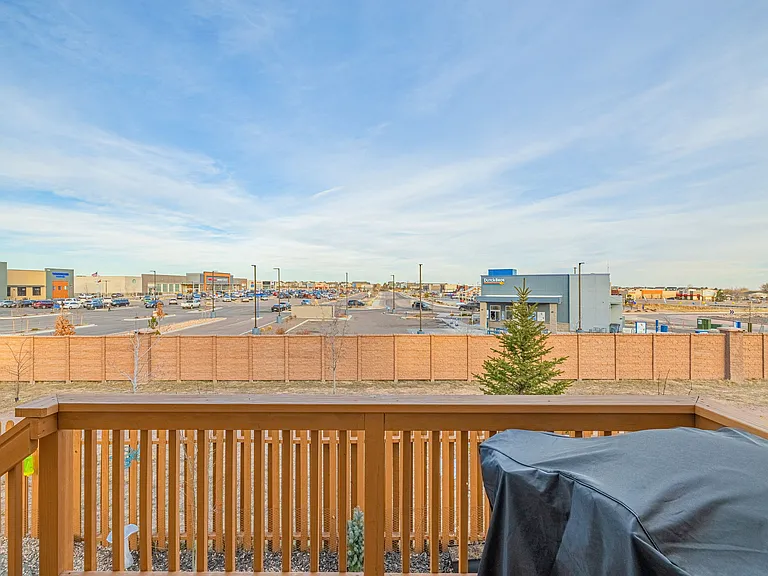 11670 Farnese Hts — Photo 48