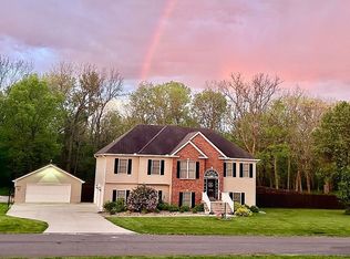 24 Mackenzie Dr, Saint Joseph, MO 64503