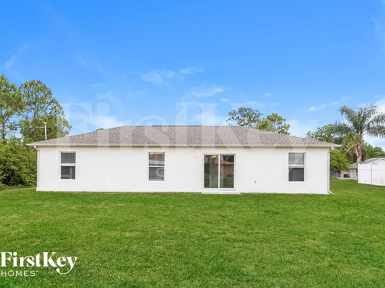 11092 Vanessa Ave — Photo 15