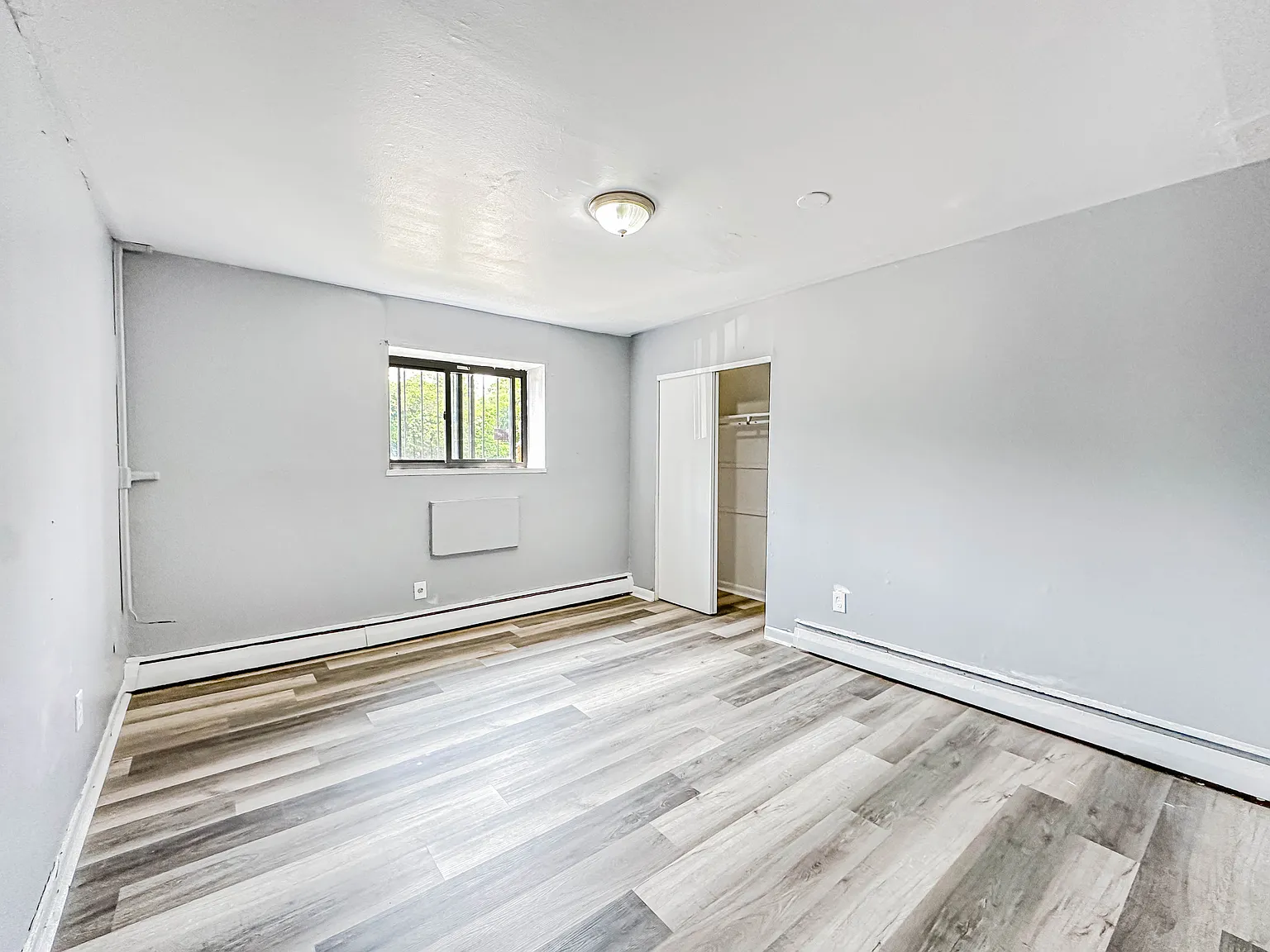 1 bed, $1,275 — Photo 3