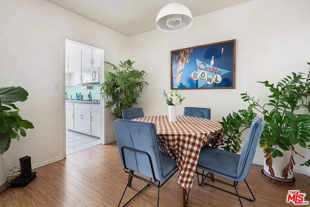 2 bed, 2.0 bath, 1022 sqft, $3,500 — Photo 4