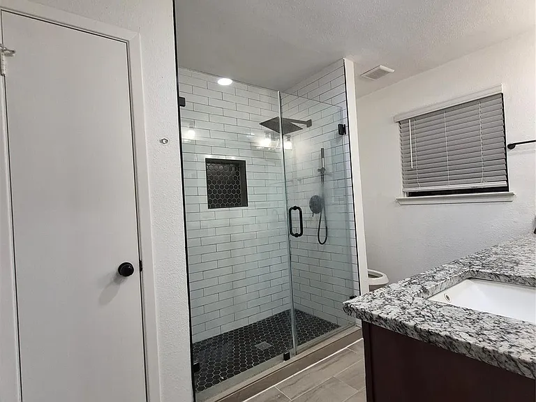 3402 Cascadia Dr — Photo 5