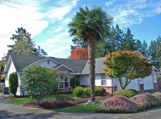 915 Pioneer Ln, Brookings, OR 97415