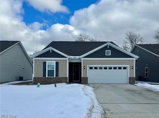 8139 Brookview Ln, Mentor, OH 44060