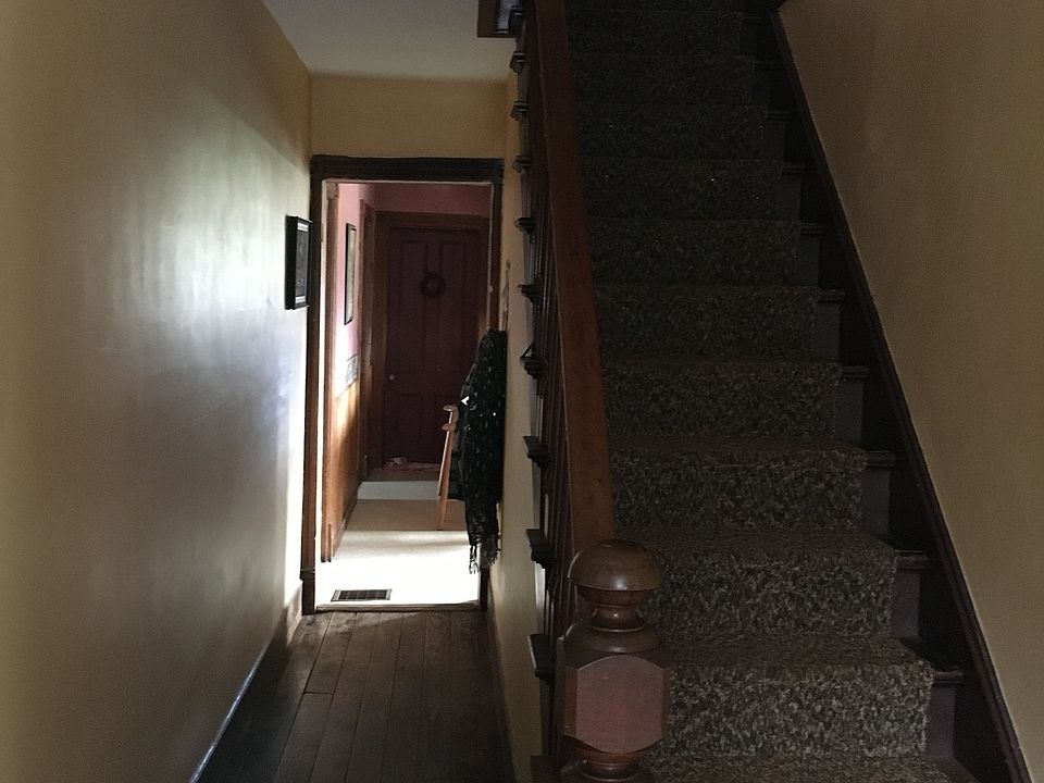 2nd image of 1922 Arlington Ave