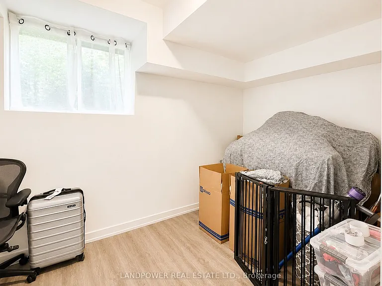 51 Winlock Park #30 — Photo 12