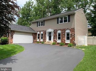 833 Green Ridge Cir, Feasterville Trevose, PA 19053