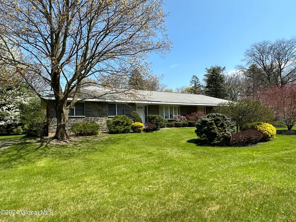 2209 Central Parkway, Schenectady, NY 12309