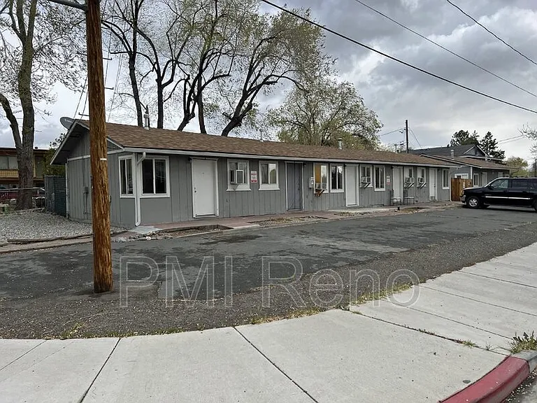 1247 W 1st St #C — Photo 1