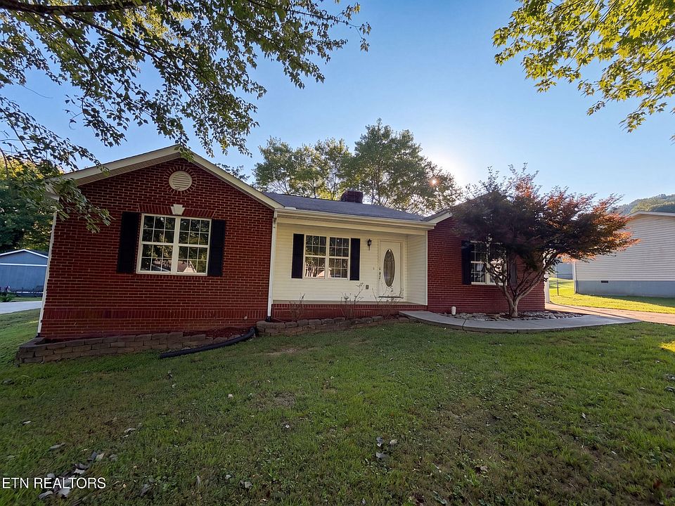 1st image of 141 Meadow View Ln