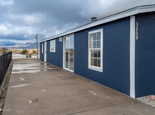 3209 Kenneth Ln, Lake Havasu City, AZ 86404