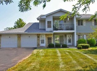 1047 Prairie Dr, Racine, WI 53406