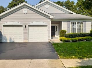 117 Southampton Dr, Galloway, NJ 08205