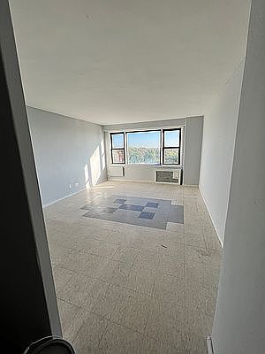 2nd image of 3555 Bruckner Blvd #H11