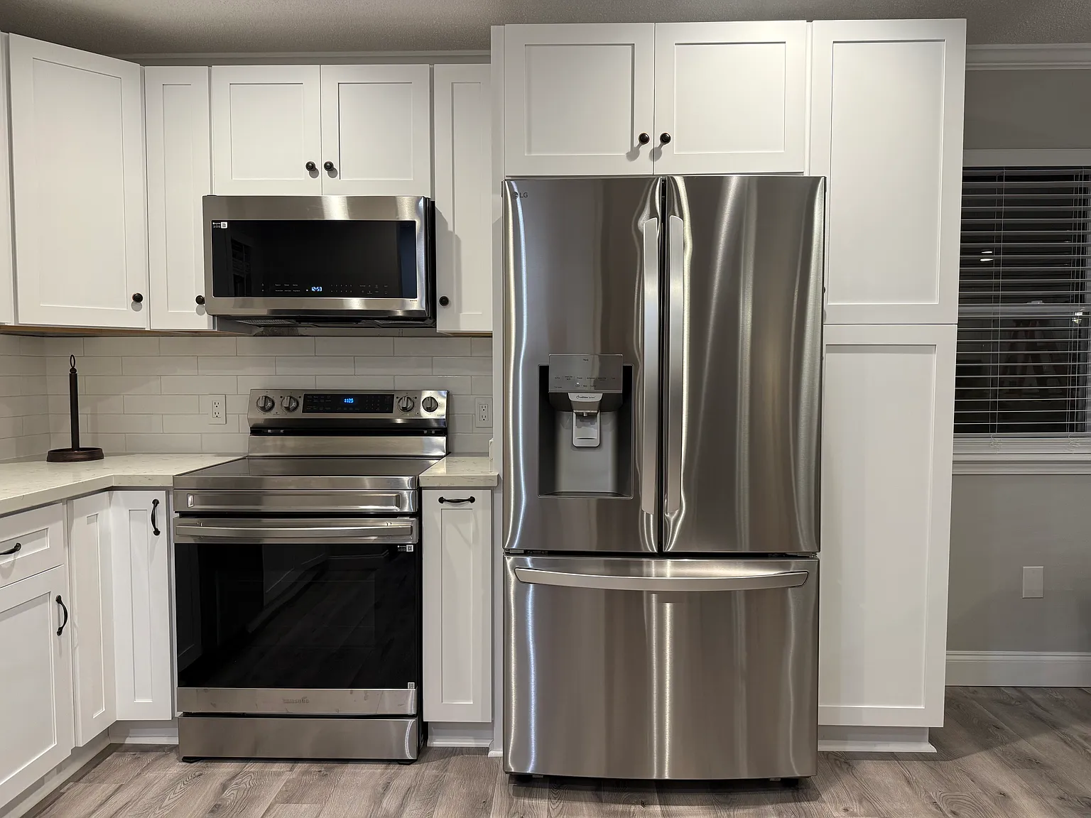Studio, 710 sqft, $1,250 — Photo 2