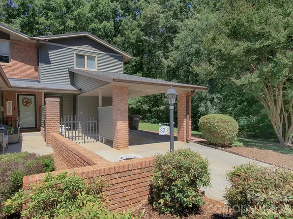 833 Coventry Ln, Statesville, NC 28677