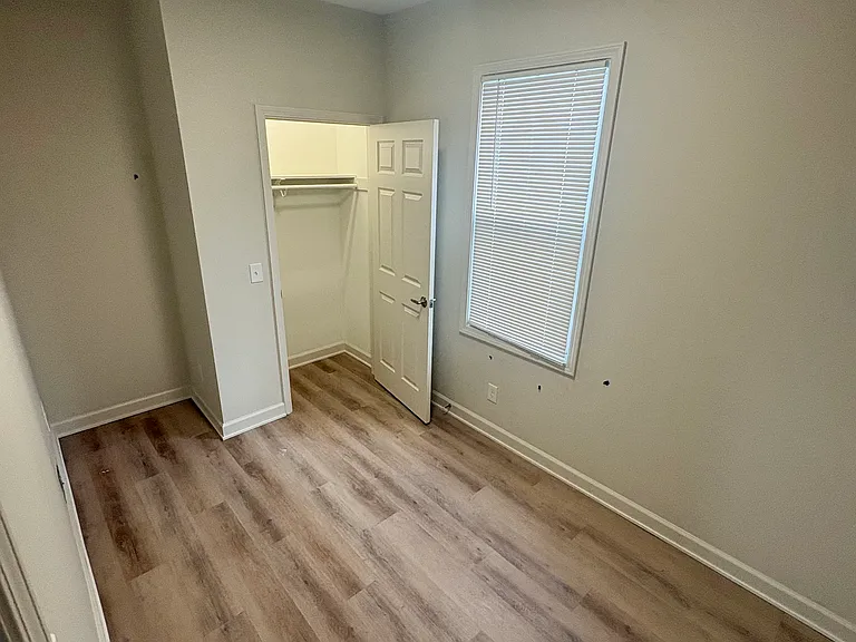 353 E Oklahoma Ave — Photo 8