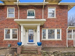 12727 Cedar Rd, Cleveland Heights, OH 44106